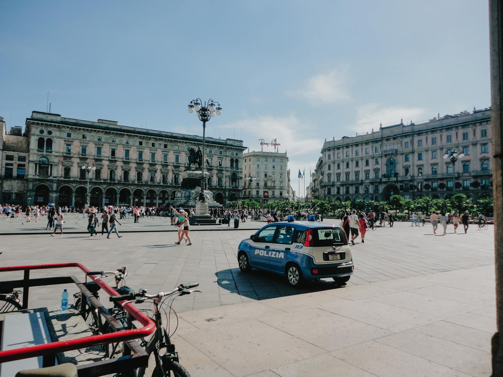 Controlli della Questura di Asti, sanzioni e ammonimenti in due locali del centro