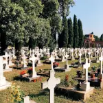 Asti, nuovi orari per lo sportello illuminazione votiva