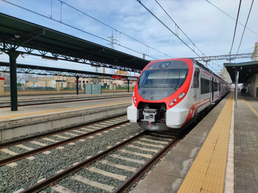 Piemonte, nuovo abbonamento trimestrale per i treni regionali