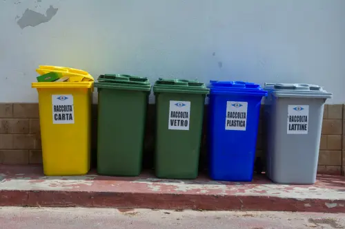 ASP Asti cerca addetti ai rifiuti: stipendio da 26.549 euro