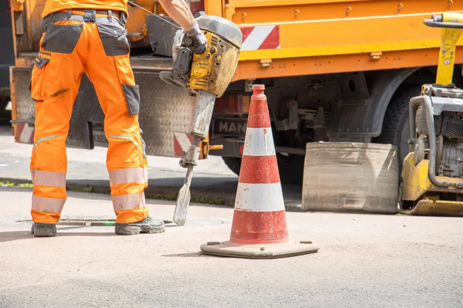 Asti, oltre 20 milioni per scuole, strade, ponti e frane